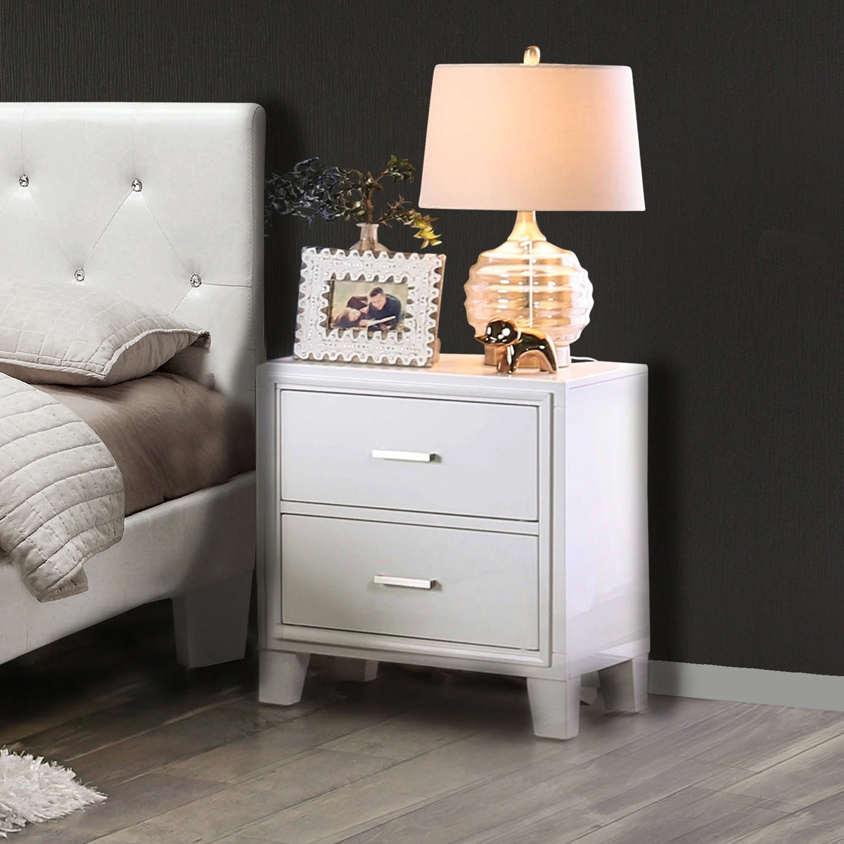White Wood 2-Drawer Nightstand G453