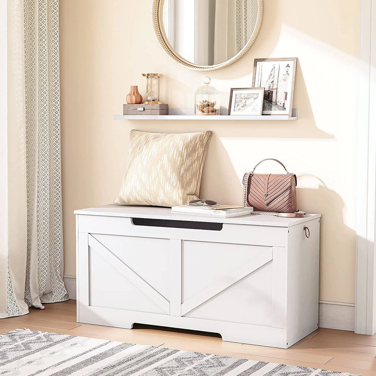 White Wooden Storage Bench N8719