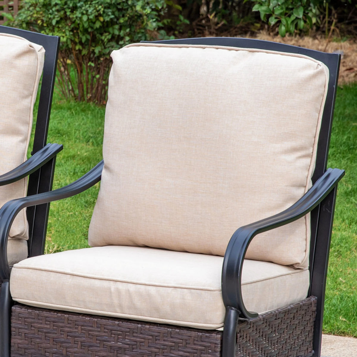 5-Piece Wicker Patio Conversation Set with Fire Pit Table F9959