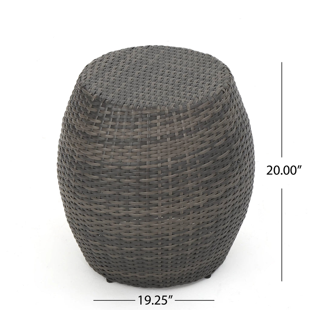 Gray Wicker Outdoor Side Table F573