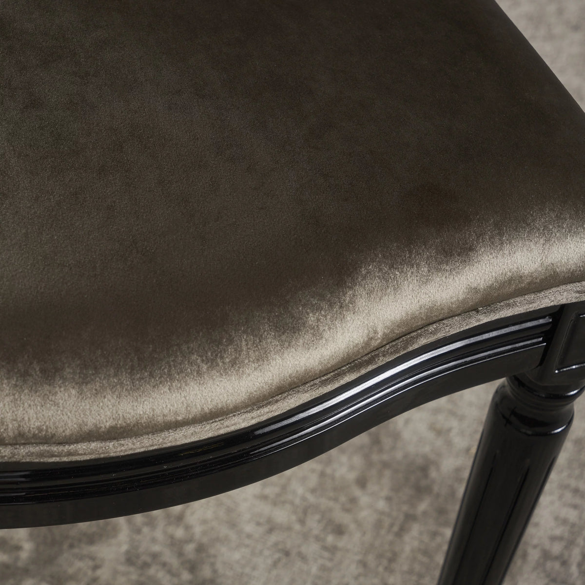 Gray Velvet Dining Chairs Set of 2 C380