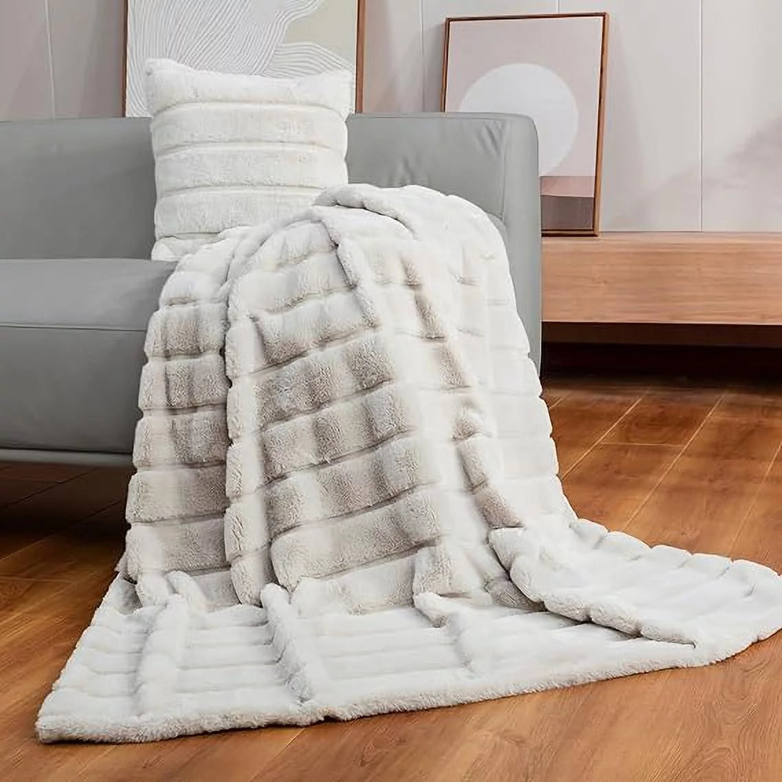 Luxury Soft Faux Fur Throw Blanket 50 * 60 Inches Beige H8157