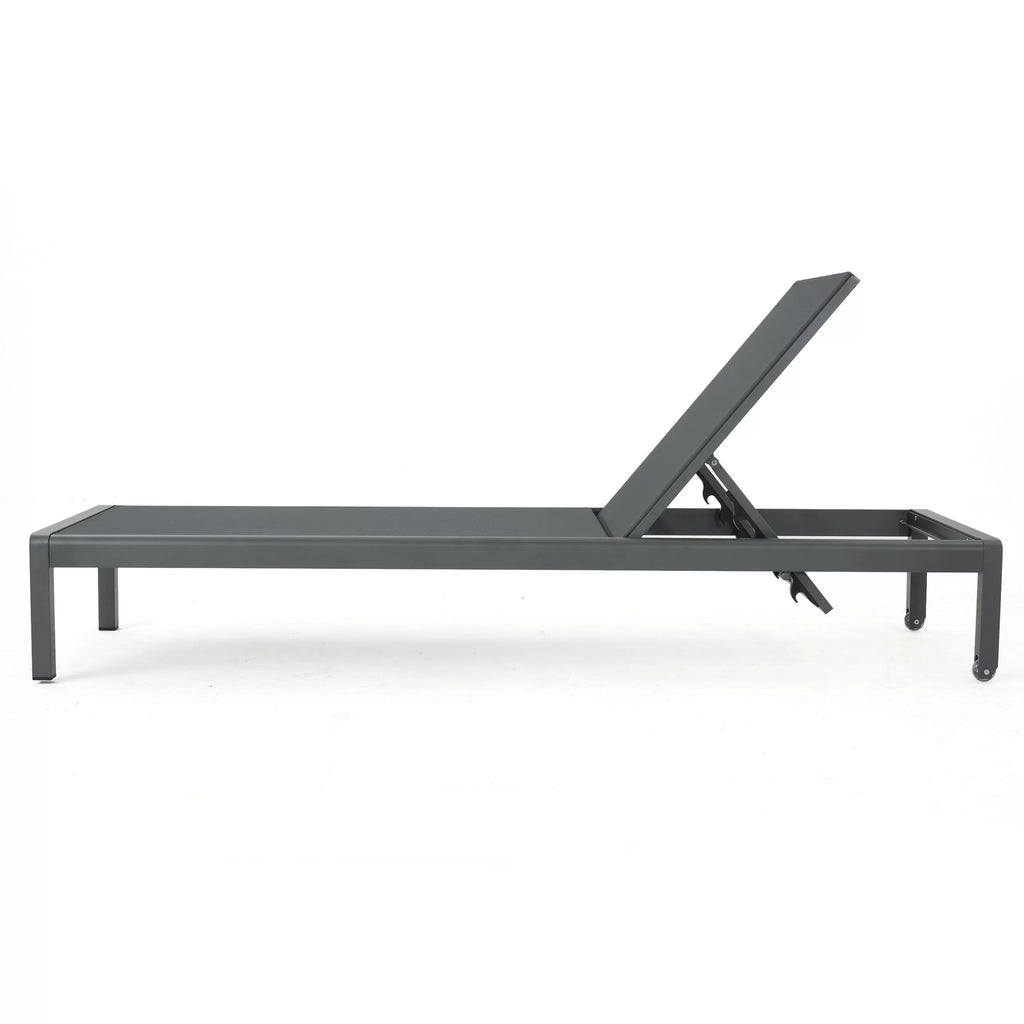Grey Aluminum Chaise Lounge and Side Table W72103