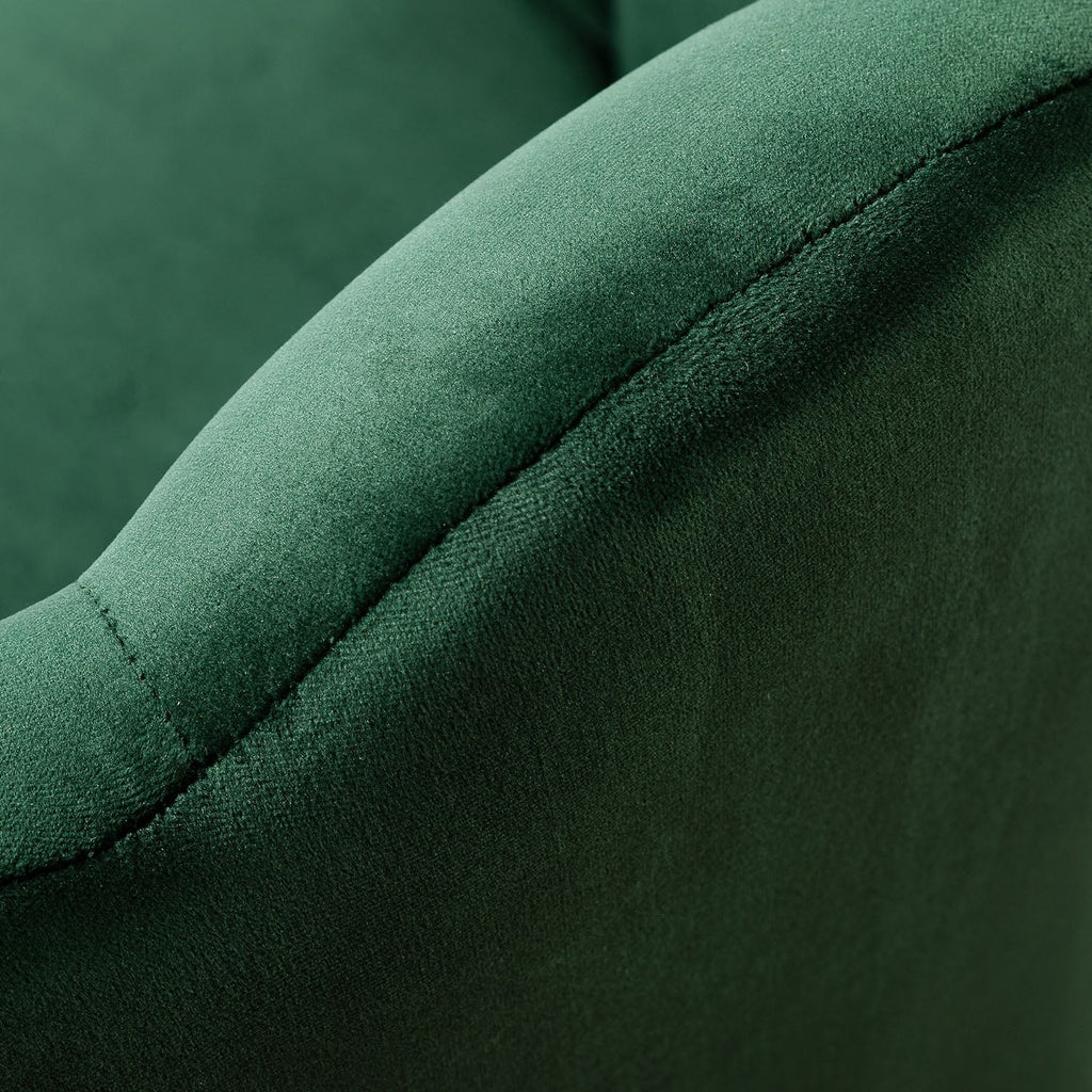 Scalloped Velvet Tufted Arm Chair V271
